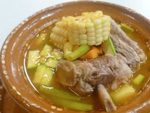 Receta de Caldo Tlalpeño de Res | Caldotlalpeñ